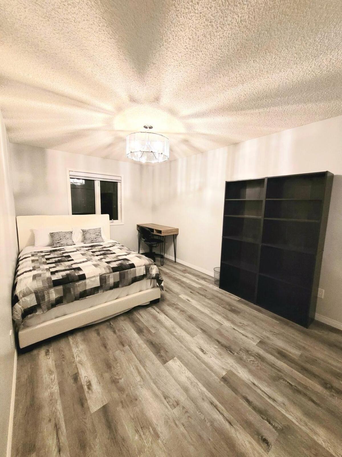 Million Dollars Home! Endless Luxury Villa Edmonton