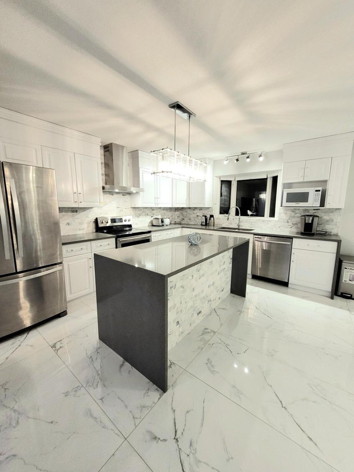Million Dollars Home! Endless Luxury * Edmonton